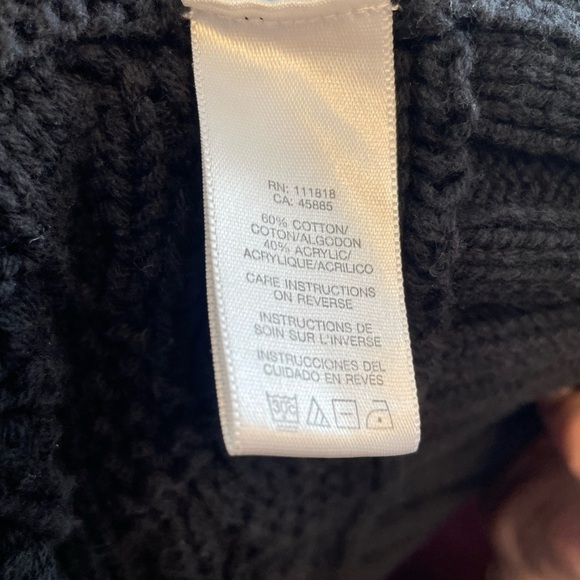 Michael Kors Chunky Cable Knit Black Sweater Size XL Short Sleeve Button/Snap - Picture 10 of 10